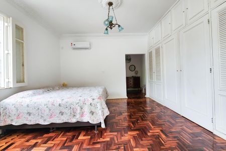 Apartamento para alugar com 400m², 6 quartos e sem vaga Apartamento para alugar com 400m², 6 quartos e sem vagaSuíte