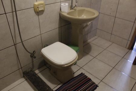 Casa à venda com 98m², 2 quartos e sem vagaBanheiro da Suíte