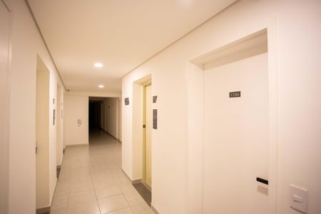 Apartamento à venda com 45m², 1 quarto e 1 vagaHall de entrada