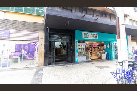 Studio para alugar com 22m², 1 quarto e sem vaga Studio para alugar com 22m², 1 quarto e sem vagaFachada