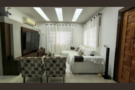 Sala de casa de condomínio à venda com 4 quartos, 260m² em Vargem Grande, Rio de Janeiro
