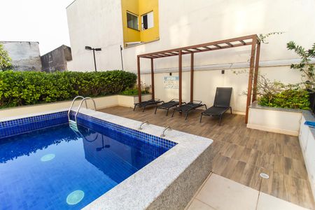 Apartamento à venda com 51m², 2 quartos e 1 vaga Apartamento à venda com 51m², 2 quartos e 1 vagaPiscina