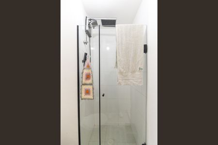 Apartamento à venda com 51m², 2 quartos e 1 vaga Apartamento à venda com 51m², 2 quartos e 1 vagaBanheiro Social