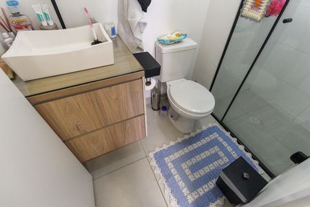 Apartamento à venda com 51m², 2 quartos e 1 vaga Apartamento à venda com 51m², 2 quartos e 1 vagaBanheiro Social