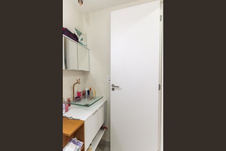 Apartamento à venda com 51m², 2 quartos e 1 vaga Apartamento à venda com 51m², 2 quartos e 1 vagaBanheiro da Suíte