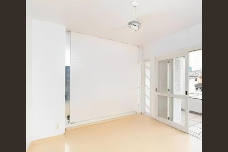 Casa para alugar com 200m², 3 quartos e 2 vagas Casa para alugar com 200m², 3 quartos e 2 vagasSuíte