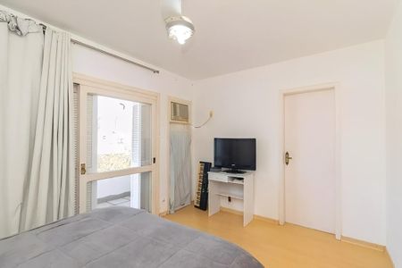 Quarto 1 de casa para alugar com 3 quartos, 200m² em Hípica, Porto Alegre