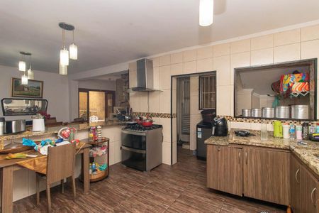 Casa à venda com 190m², 5 quartos e 4 vagasCozinha