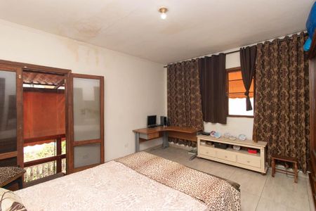 Casa à venda com 190m², 5 quartos e 4 vagasSuíte 3