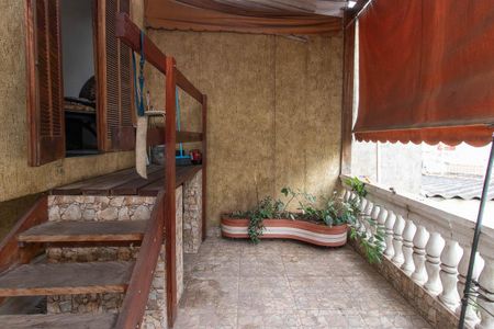 Casa à venda com 190m², 5 quartos e 4 vagasVaranda da Suíte 3