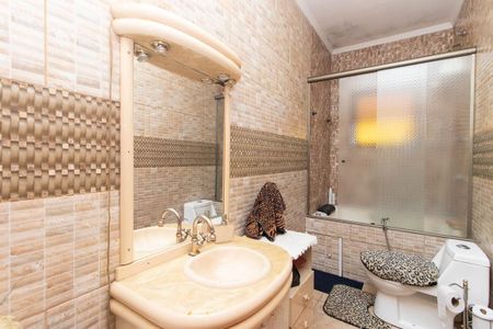 Casa à venda com 190m², 5 quartos e 4 vagasBanheiro da Suíte 3