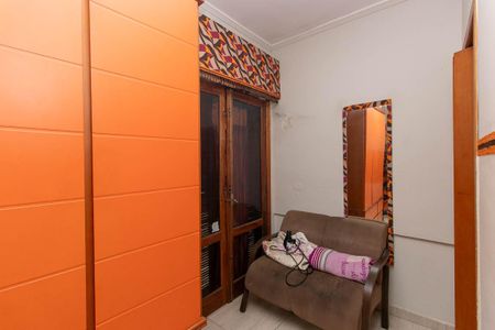 Casa à venda com 190m², 5 quartos e 4 vagasSuíte 2