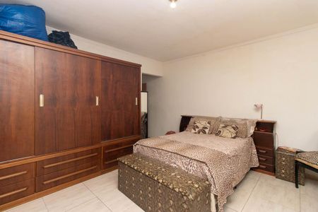 Casa à venda com 190m², 5 quartos e 4 vagasSuíte 3