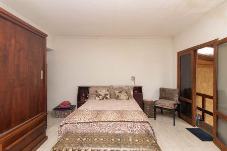 Casa à venda com 190m², 5 quartos e 4 vagasSuíte 3