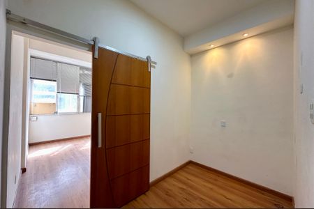 Sala de apartamento para alugar com 1 quarto, 30m² em Centro, Rio de Janeiro