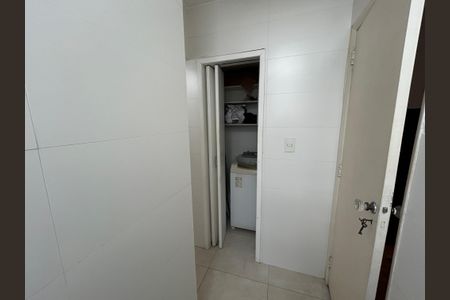 Apartamento à venda com 79m², 2 quartos e sem vagaÁrea de Serviço
