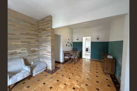 Apartamento à venda com 79m², 2 quartos e sem vagaSala