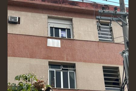 Apartamento à venda com 79m², 2 quartos e sem vagaFachada + plaquinha