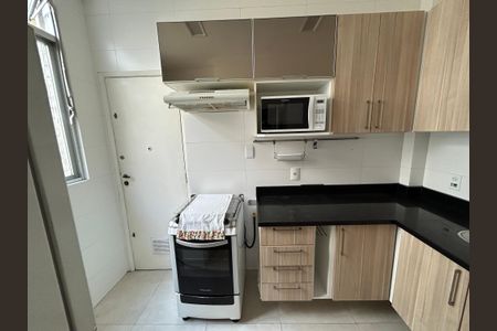 Apartamento à venda com 79m², 2 quartos e sem vagaCozinha