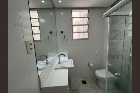 Apartamento à venda com 79m², 2 quartos e sem vagaBanheiro