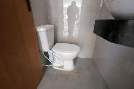 Casa à venda com 125m², 3 quartos e 2 vagasBanheiro 1