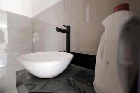 Casa à venda com 125m², 3 quartos e 2 vagasBanheiro 1