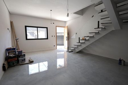 Casa à venda com 125m², 3 quartos e 2 vagasSala