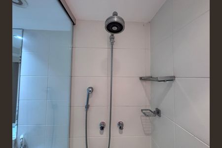 Apartamento à venda com 133m², 2 quartos e 2 vagas Apartamento à venda com 133m², 2 quartos e 2 vagasBanheiro