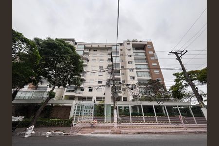 Apartamento à venda com 133m², 2 quartos e 2 vagas Apartamento à venda com 133m², 2 quartos e 2 vagasFachada