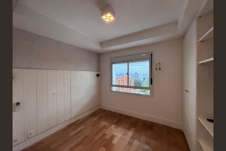 Apartamento à venda com 133m², 2 quartos e 2 vagas Apartamento à venda com 133m², 2 quartos e 2 vagasSuíte