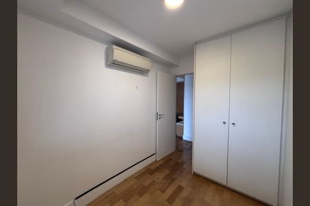 Apartamento à venda com 133m², 2 quartos e 2 vagas Apartamento à venda com 133m², 2 quartos e 2 vagasQuarto 1