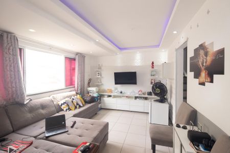 Sala de casa de condomínio para alugar com 2 quartos, 88m² em Guaratiba, Rio de Janeiro