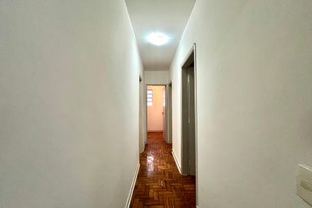 Corredor de apartamento à venda com 3 quartos, 70m² em Mirandópolis, São Paulo