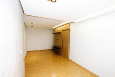 Sala de apartamento para alugar com 3 quartos, 75m² em Calafate, Belo Horizonte