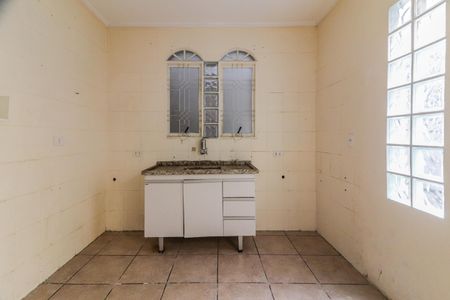 Casa à venda com 90m², 5 quartos e 1 vaga Casa à venda com 90m², 5 quartos e 1 vagaCozinha