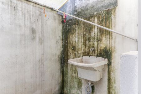 Casa à venda com 90m², 5 quartos e 1 vaga Casa à venda com 90m², 5 quartos e 1 vagaÁrea de Serviço