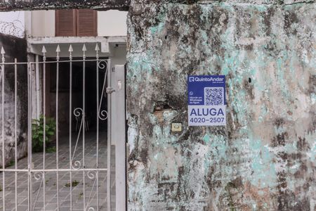 Casa à venda com 90m², 5 quartos e 1 vaga Casa à venda com 90m², 5 quartos e 1 vagaFachada - Placa