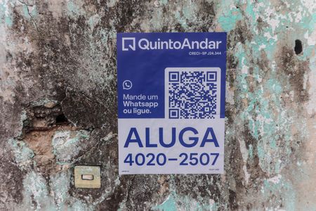 Casa à venda com 90m², 5 quartos e 1 vaga Casa à venda com 90m², 5 quartos e 1 vagaPlaca