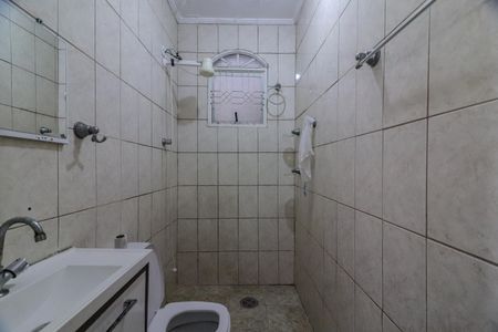 Casa à venda com 90m², 5 quartos e 1 vaga Casa à venda com 90m², 5 quartos e 1 vagaBanheiro