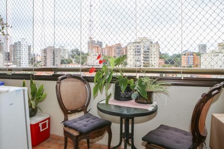 Sacada de apartamento à venda com 3 quartos, 110m² em Alto da Lapa, São Paulo