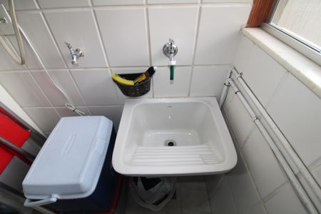 Apartamento para alugar com 74m², 3 quartos e 2 vagasÁrea de Serviço