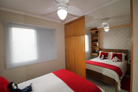 Apartamento para alugar com 74m², 3 quartos e 2 vagasQuarto 2