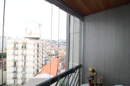 Apartamento para alugar com 74m², 3 quartos e 2 vagasVaranda
