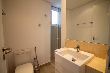 Apartamento para alugar com 81m², 2 quartos e 1 vaga Apartamento para alugar com 81m², 2 quartos e 1 vagaBanheiro