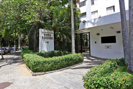Apartamento para alugar com 81m², 2 quartos e 1 vaga Apartamento para alugar com 81m², 2 quartos e 1 vagaFachada e portaria