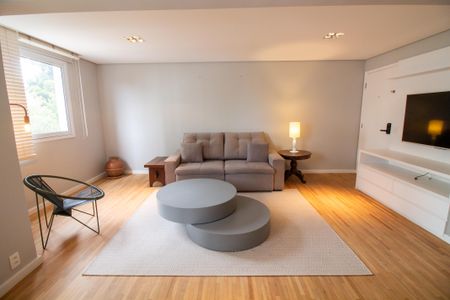 Apartamento para alugar com 81m², 2 quartos e 1 vaga Apartamento para alugar com 81m², 2 quartos e 1 vagaSala