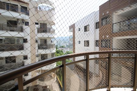 Apartamento à venda com 104m², 3 quartos e 2 vagasQuarto 3 - Varanda