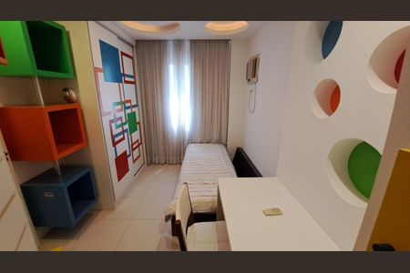 Apartamento à venda com 104m², 3 quartos e 2 vagas Apartamento à venda com 104m², 3 quartos e 2 vagasQuarto 2