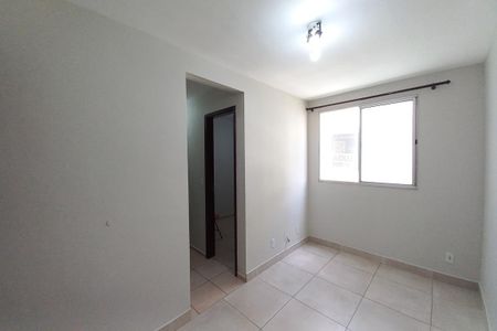 Sala de apartamento para alugar com 2 quartos, 46m² em Jardim Nova Europa, Campinas