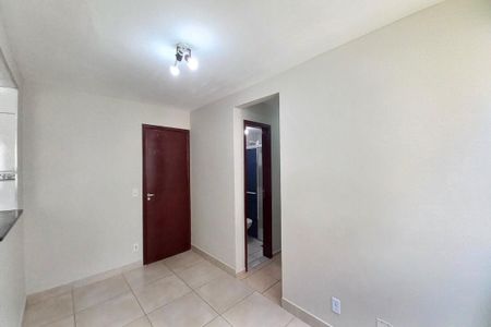 Sala de apartamento para alugar com 2 quartos, 46m² em Jardim Nova Europa, Campinas